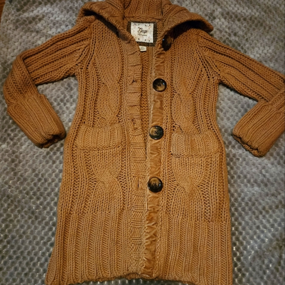 GAP Sweater